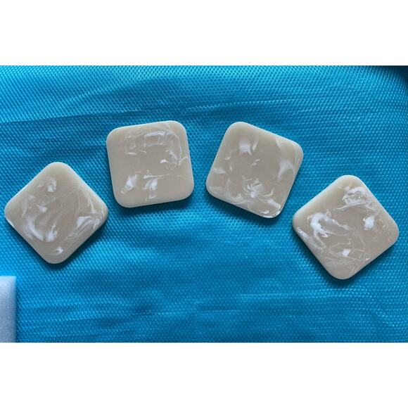 NEW** RIRIKU- Set of four milky off white coasters - Picture 6 of 6